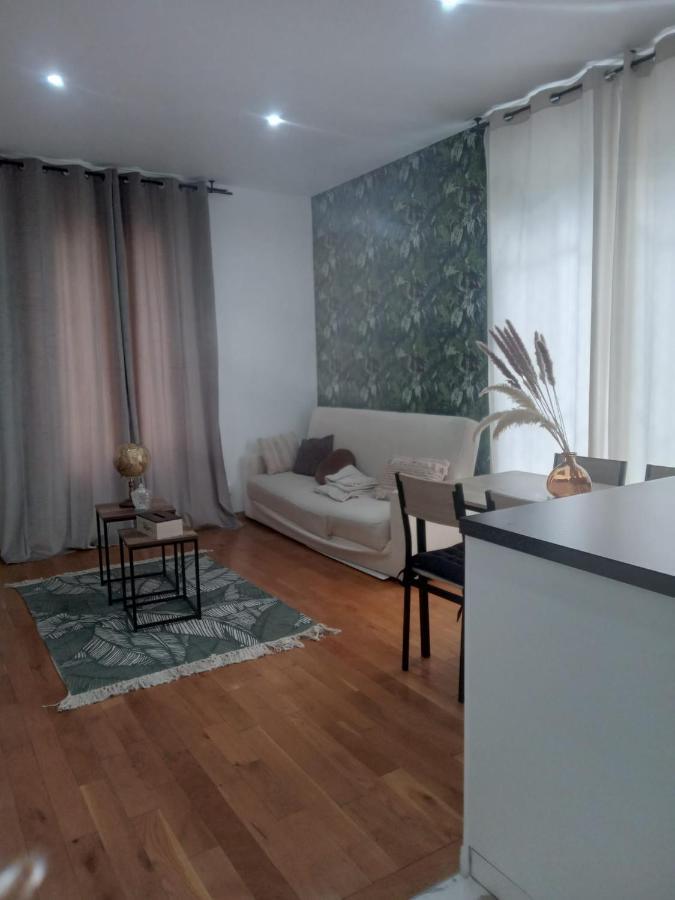 Joli Appartement De Vacances Écouen Exteriér fotografie